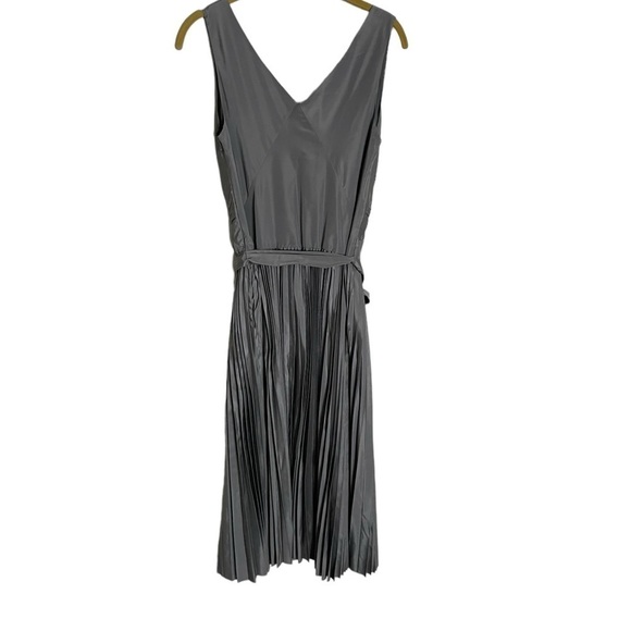 Banana Republic Gray Accordion Knife Pleat Formal Bridesmaid Dress Silk 4 - Picture 2 of 5